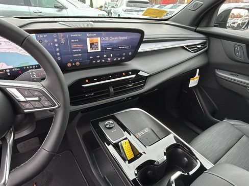 New 2026 Buick Enclave Sport Touring w/ Power Package image 22