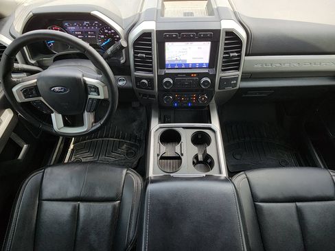 Used 2021 Ford F250 Lariat w/ Tremor Off-Road Package AWD/4WD image 32