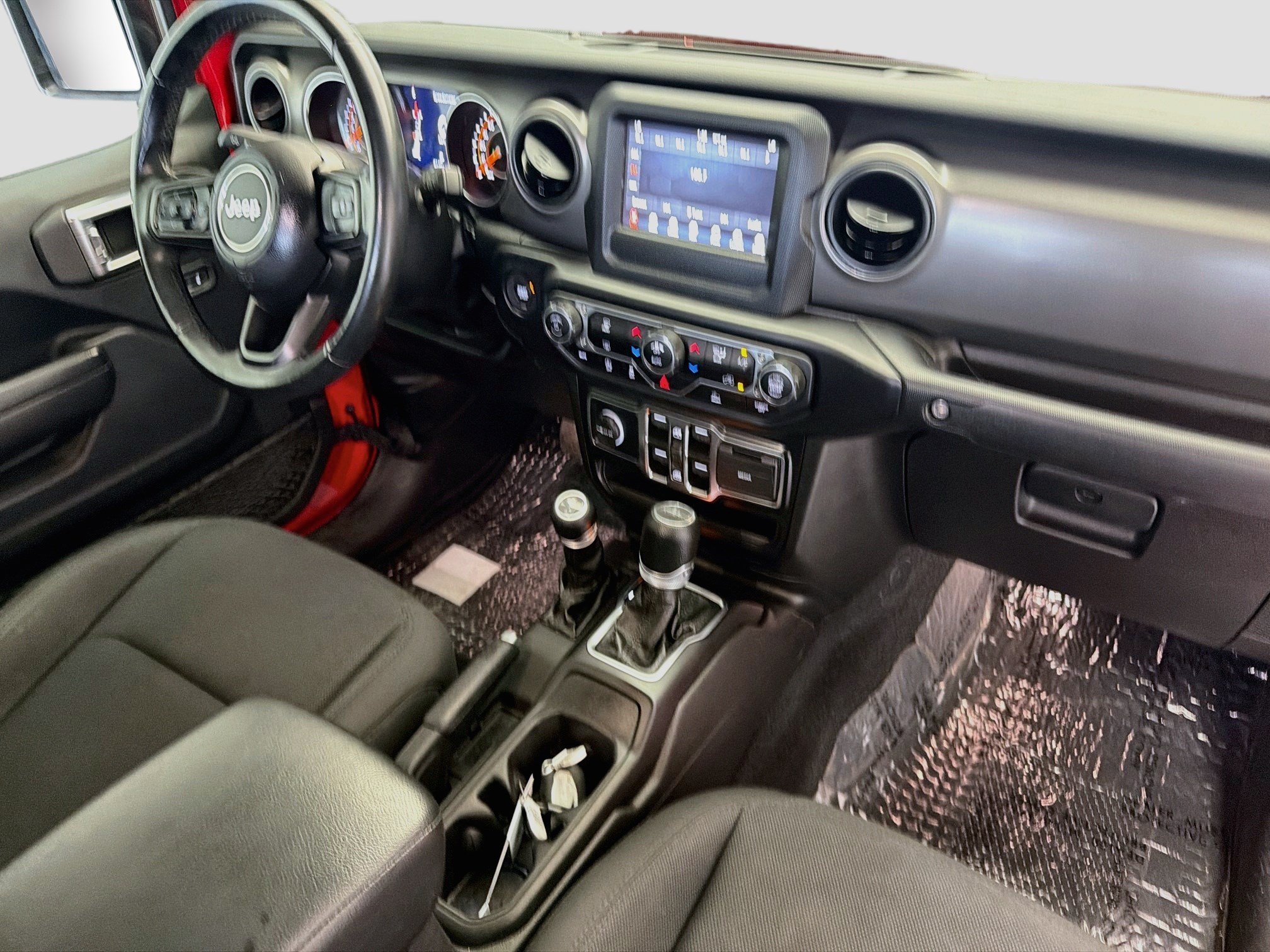 Used 2022 Jeep Gladiator Sport AWD/4WD image 12