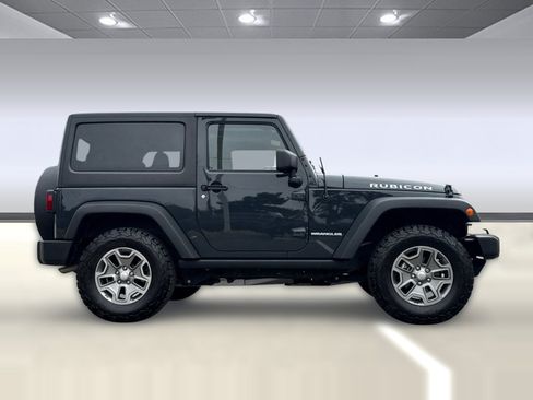 Used 2017 Jeep Wrangler Rubicon w/ Dual Top Group AWD/4WD image 7
