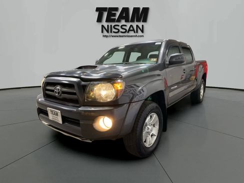 Used 2010 Toyota Tacoma 4x4 Double Cab image 3