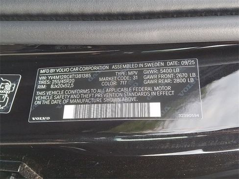 New 2026 Volvo XC60 B5 Plus w/ Protection Package Premier image 9