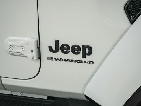 New 2026 Jeep Wrangler Sahara image 9