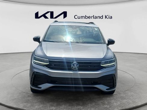 Used 2024 Volkswagen Tiguan SE R-Line AWD/4WD image 8