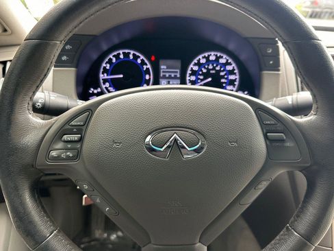 Used 2013 INFINITI G37 Journey w/ Premium Pkg image 24