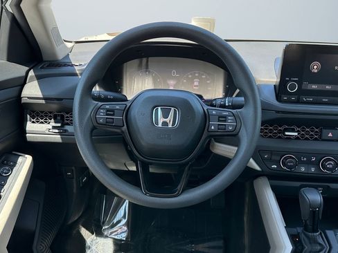 Used 2024 Honda Accord EX image 12