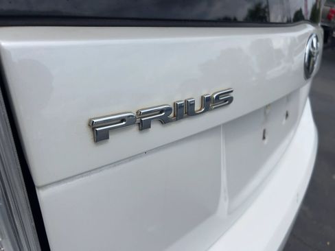 Used 2010 Toyota Prius Three image 17
