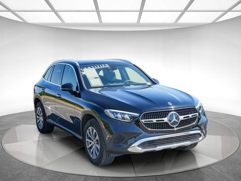 Certified 2026 Mercedes-Benz GLC 300 4MATIC image 5