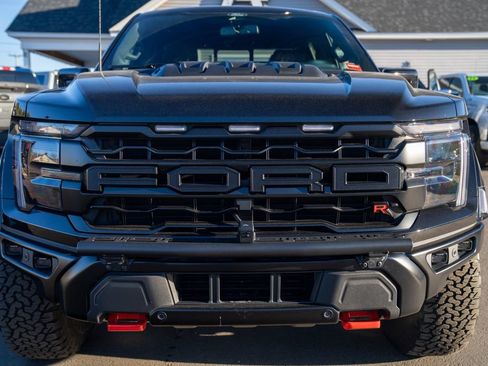 Used 2025 Ford F150 Raptor w/ Equipment Group 803A Raptor R image 9