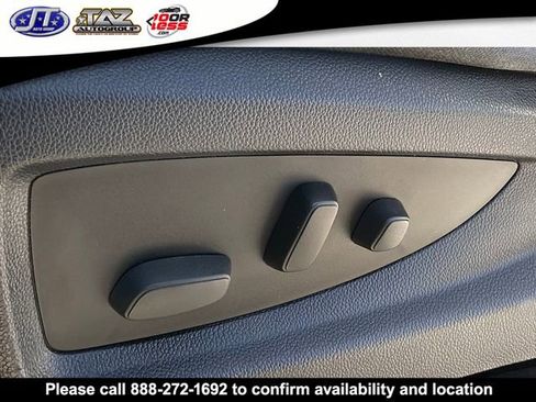 Used 2014 GMC Sierra 1500 SLE w/ SLE Value Package AWD/4WD image 12