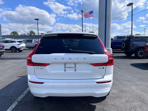 Used 2023 Volvo XC60 B5 Core AWD/4WD image 10