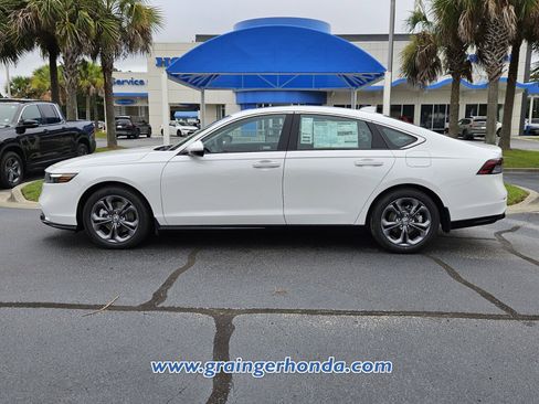 New 2025 Honda Accord EX-L image 2