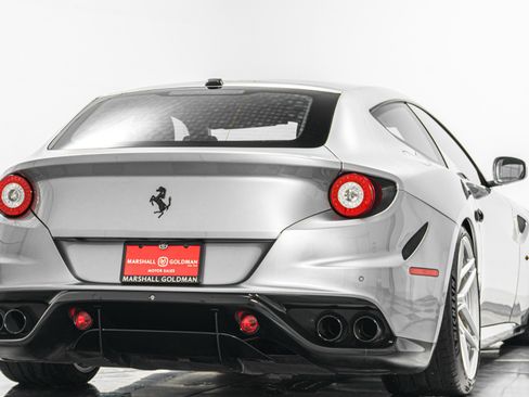 Used 2015 Ferrari FF image 9
