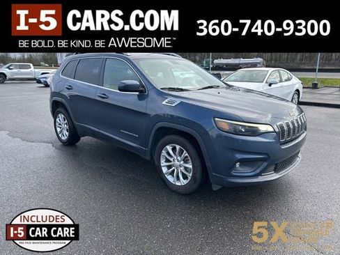 Used 2019 Jeep Cherokee Latitude w/ Popular Appearance Group image 1