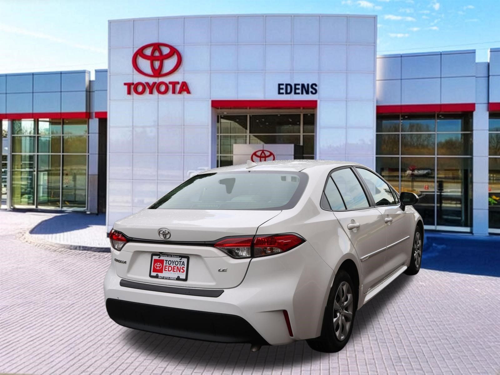 Certified 2024 Toyota Corolla LE FWD image 3