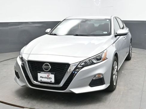 Used 2021 Nissan Altima 2.5 S FWD image 2