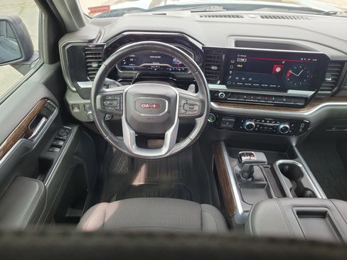Used 2022 GMC Sierra 1500 Elevation image 19