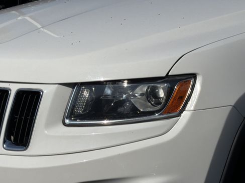 Used 2015 Jeep Grand Cherokee Limited RWD image 6