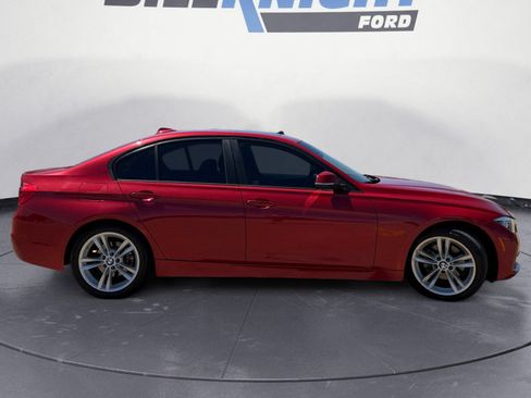 Used 2017 BMW 320i Sedan RWD image 6