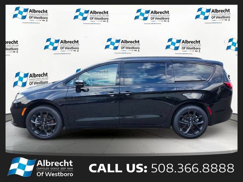 New 2026 Chrysler Pacifica Select w/ S Appearance Package AWD/4WD image 2