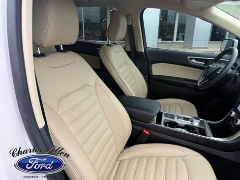 Used 2023 Ford Edge SEL w/ Convenience Package AWD/4WD image 12