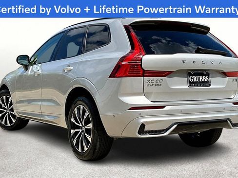 Used 2025 Volvo XC60 B5 Plus image 15