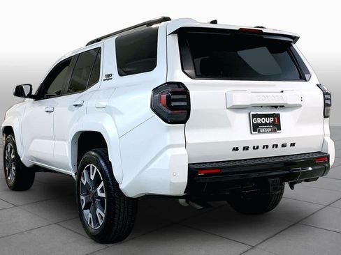 Used 2025 Toyota 4Runner TRD Sport AWD/4WD image 11