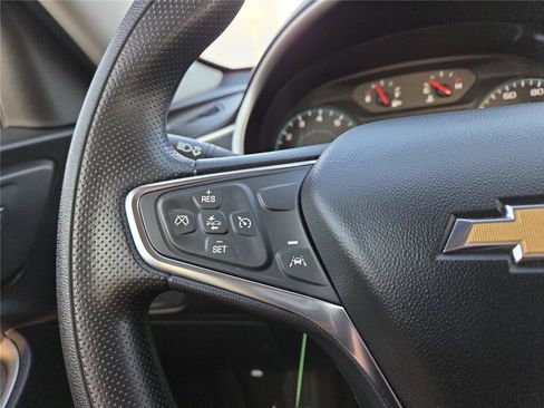 Used 2024 Chevrolet Malibu LT FWD image 15