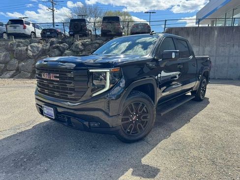 Used 2023 GMC Sierra 1500 Elevation w/ Elevation Premium Package AWD/4WD image 1