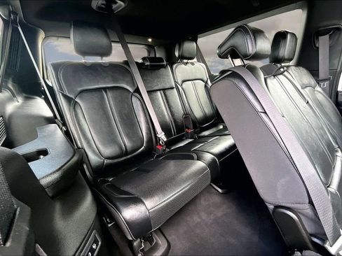 Used 2024 Jeep Wagoneer L Series III w/ Flexible Seating Group AWD/4WD image 26