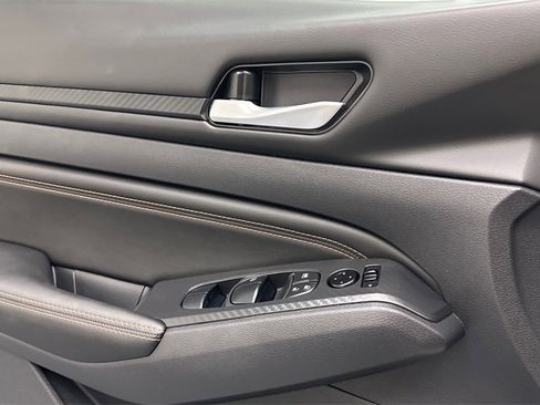 Certified 2021 Nissan Altima 2.5 SR image 15