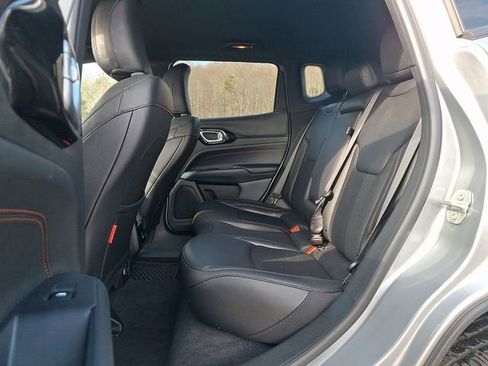 Used 2024 Jeep Compass Trailhawk w/ Trailhawk Convenience Group image 10