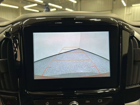 Used 2019 Chevrolet Traverse LT image 20