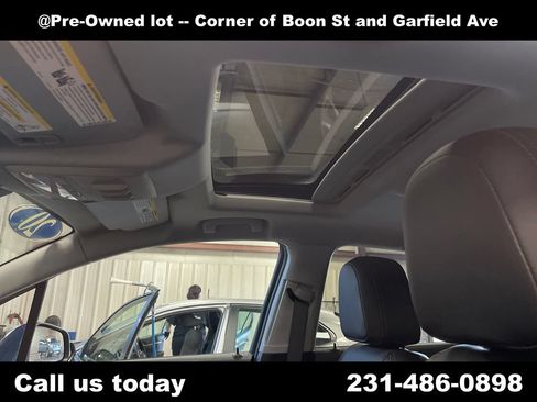 Used 2020 Chevrolet Trax Premier AWD/4WD image 14
