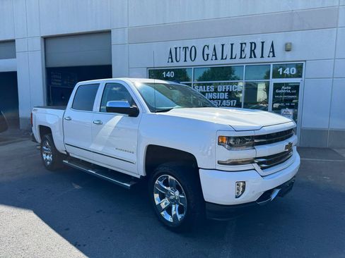Used 2017 Chevrolet Silverado 1500 LTZ Z71 w/ LTZ Plus Package AWD/4WD image 5