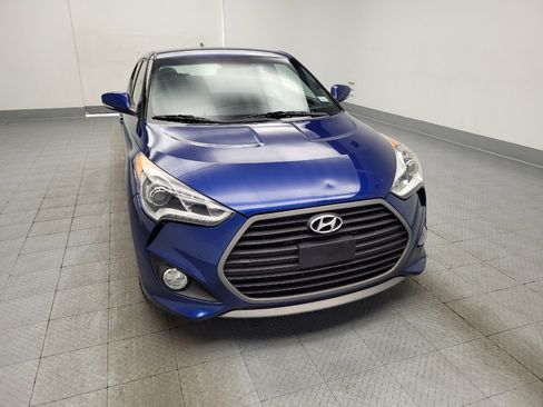 Used 2016 Hyundai Veloster Turbo FWD image 14