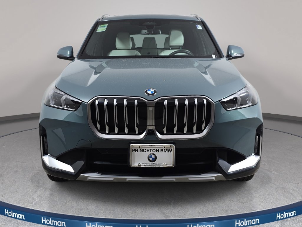 Certified 2026 BMW X1 xDrive28i w/ Technology Package AWD/4WD image 2