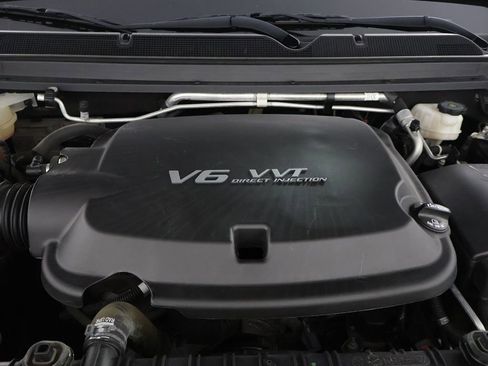 Used 2022 Chevrolet Colorado ZR2 AWD/4WD image 17