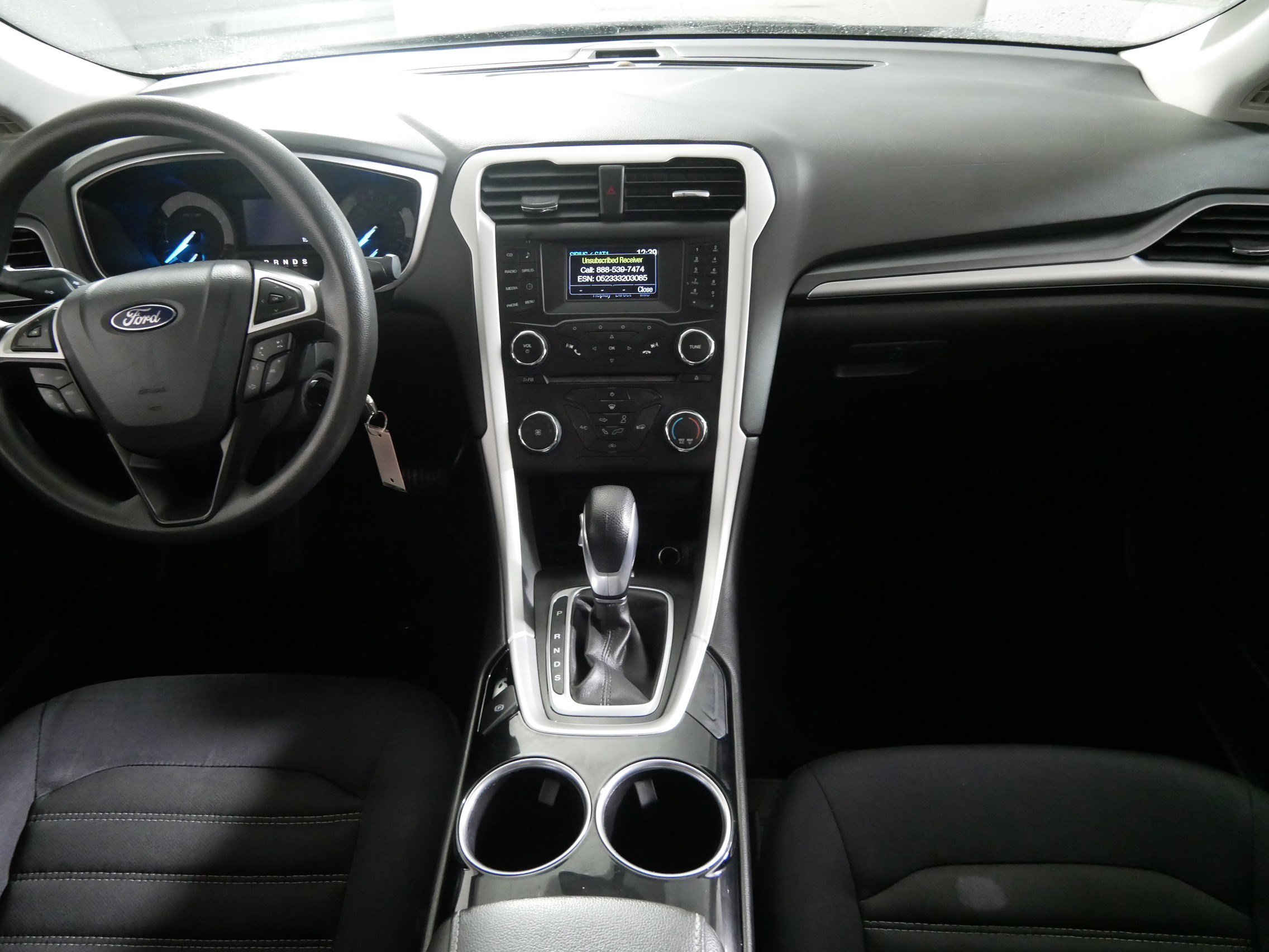 Used 2013 Ford Fusion SE FWD image 10