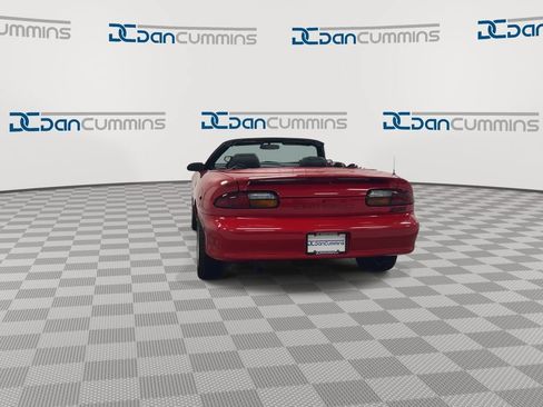 Used 2002 Chevrolet Camaro Z28 RWD image 7