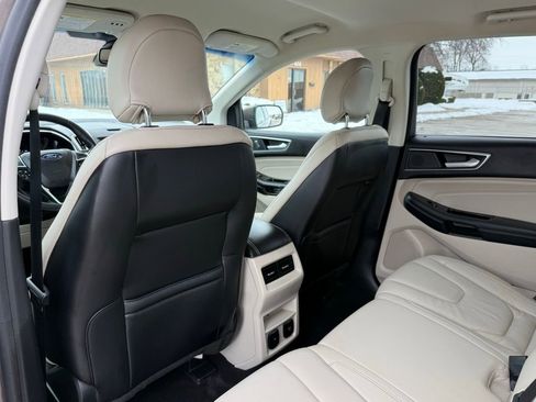 Used 2019 Ford Edge Titanium w/ Cold Weather Package image 15