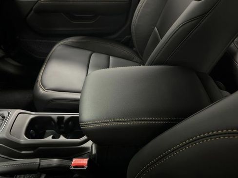 New 2025 Jeep Wrangler Unlimited Rubicon 392 image 21