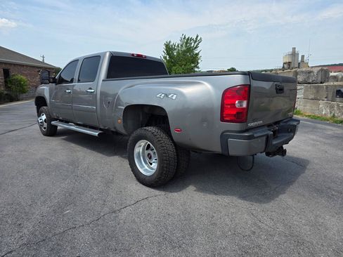 Used 2013 GMC Sierra 3500 Denali AWD/4WD image 8
