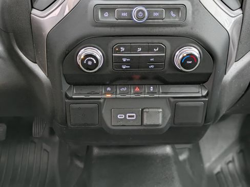 Used 2022 GMC Sierra 1500 Pro w/ Convenience Package image 24