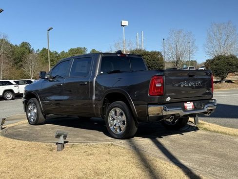 New 2026 RAM 1500 4x4 Crew Cab image 5