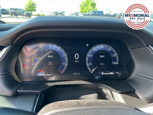Certified 2025 Jeep Grand Cherokee L Laredo AWD/4WD image 14