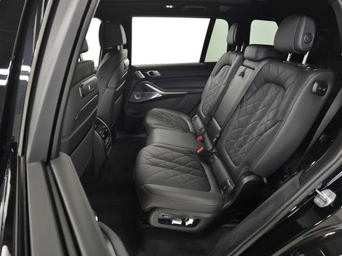 Used 2024 BMW X7 xDrive40i w/ Executive Package AWD/4WD image 43