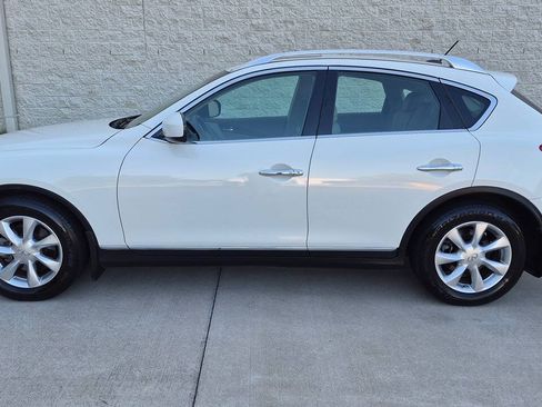 Used 2009 INFINITI EX35 Journey w/ Premium Pkg RWD image 2