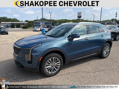 Used 2024 Cadillac XT4 Premium Luxury AWD/4WD image 1