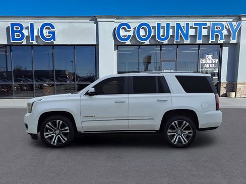 Used 2020 GMC Yukon Denali w/ Denali Ultimate Package image 2